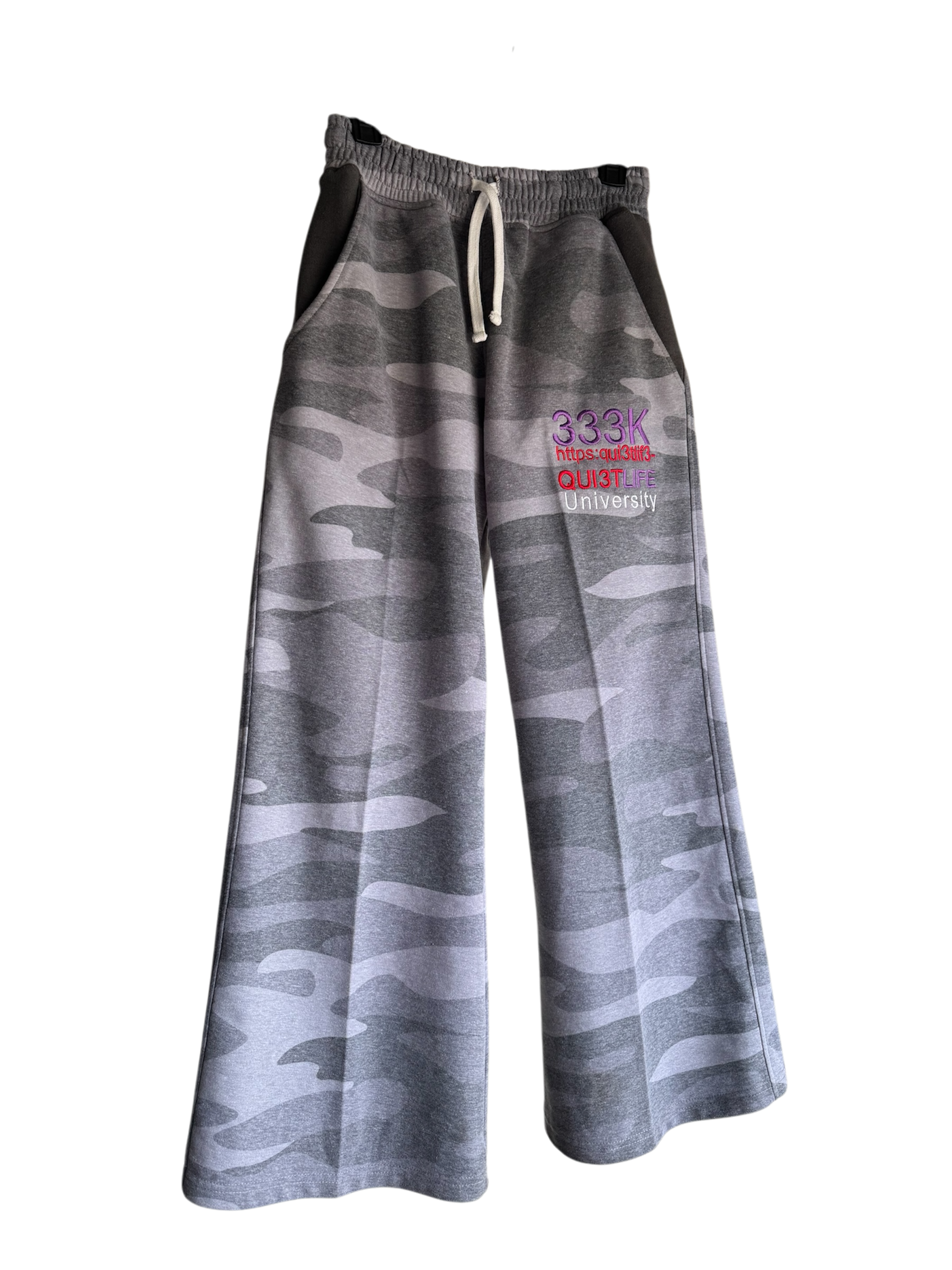 OFF THE GRID BLACK CAMO SWEATS